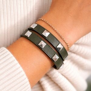 Stella & Dot Studded Leather Wrap Bracelet Green Gold  Stackable Boho Chic